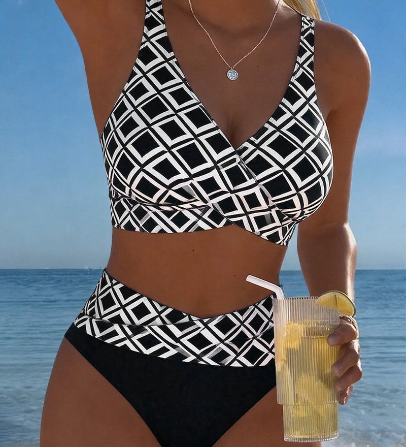 Sara - Two-Piece Bikini with Diamond Cut and Pattern
