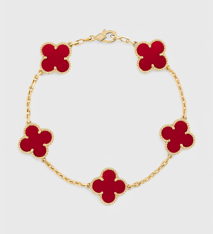 Clover Motif Bracelet with Elegance in Gold Plating
