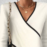 Yzabelle – Sweater with Contrast Finish