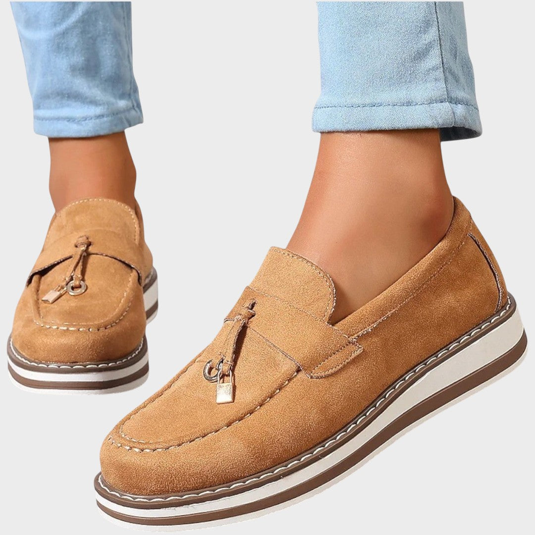 Halo | Suede Loafers with Round Toe