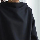 Clara - Oversized Black Jumper