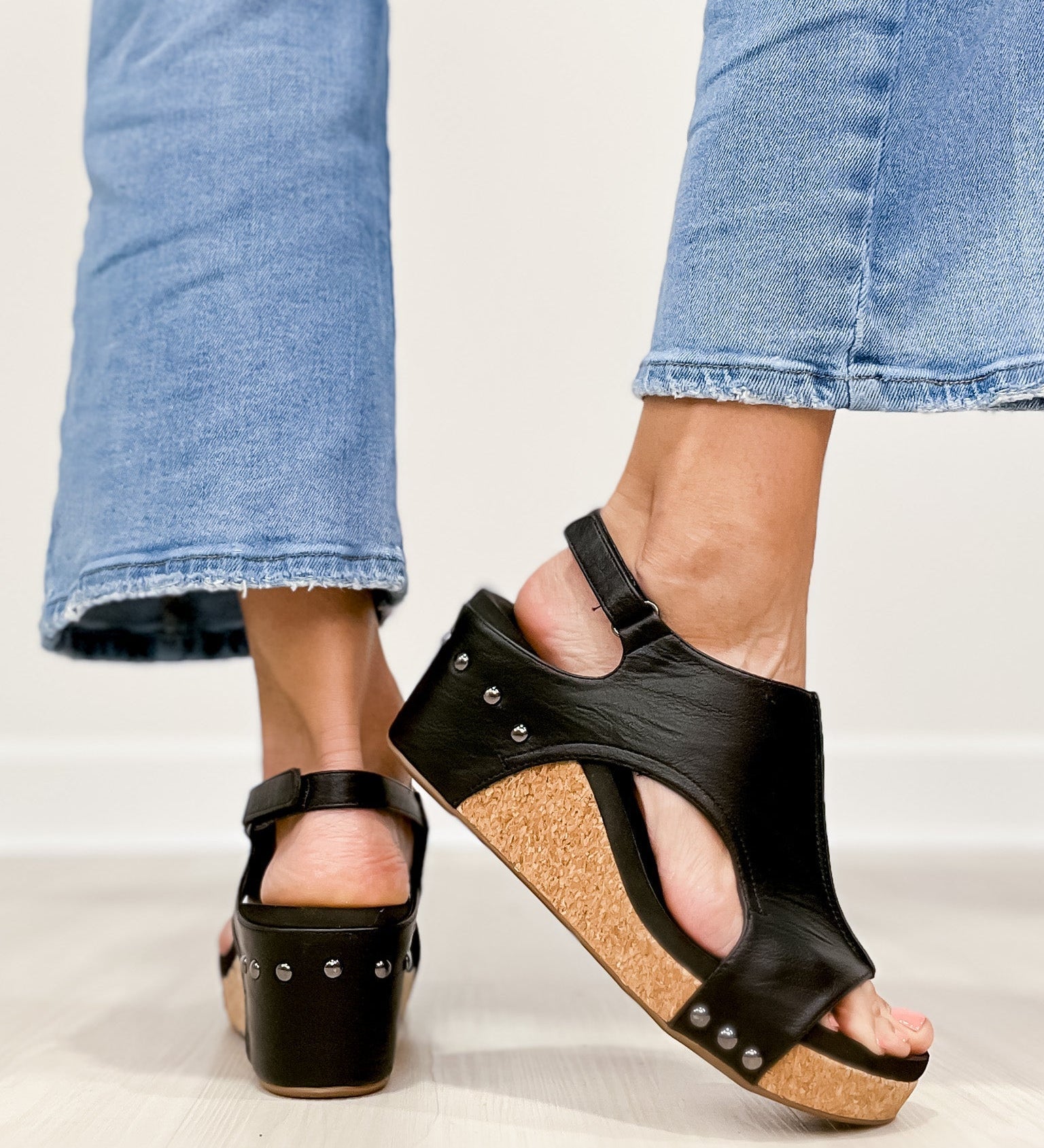 Briellae - Wedge Sandal