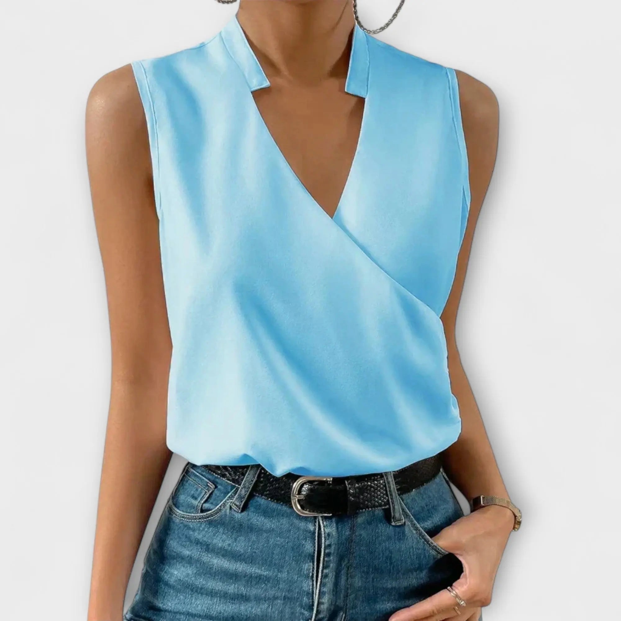 Lucía | Soft Summer Blouse with V-Neck