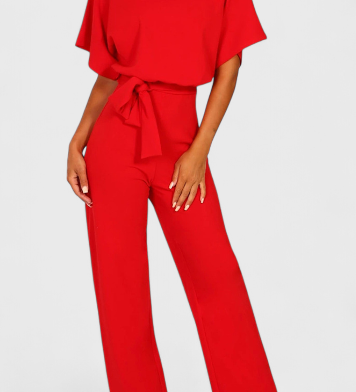 Evie Mono Chic with Fluid Silhouette