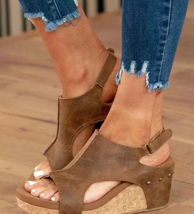 Briellae - Wedge Sandal