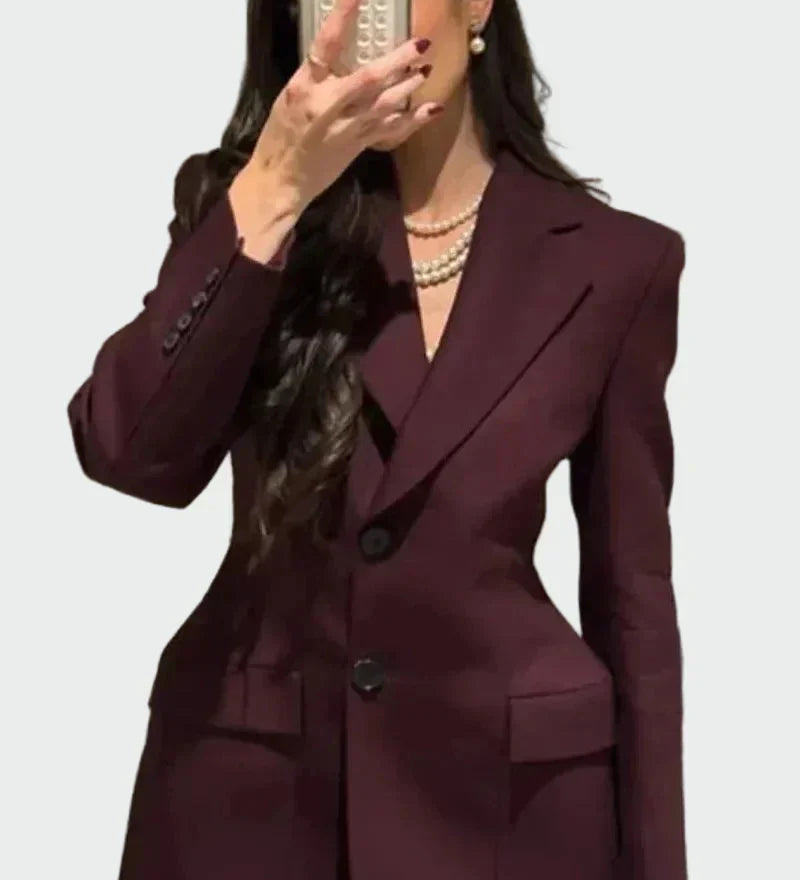 Blazer with Impressive Line