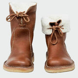 Waterproof leather boots with wool lining