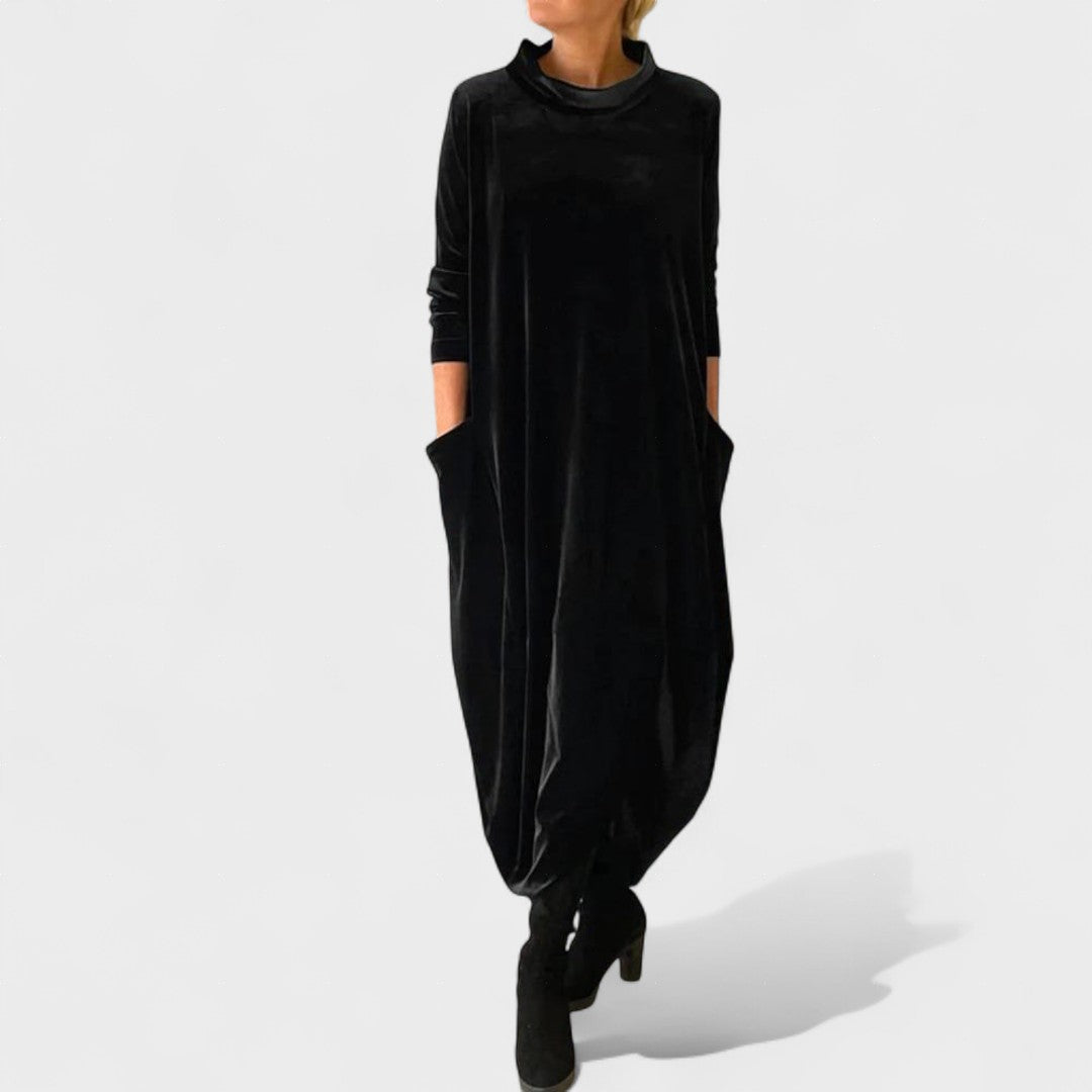 Zoe | Elegant Velvet Dress with Pockets