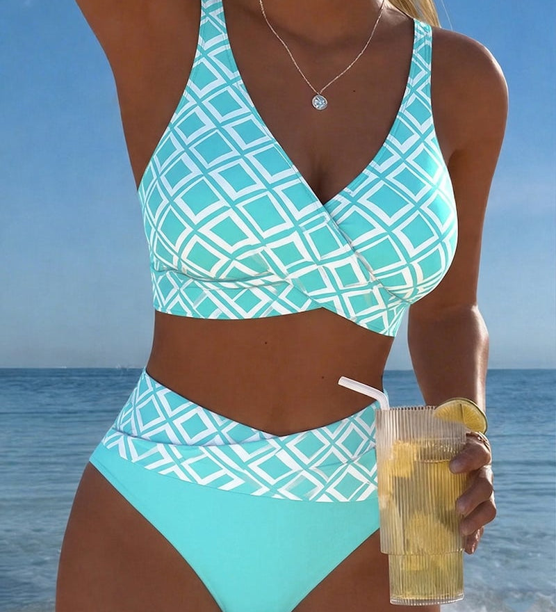 Sara - Two-Piece Bikini with Diamond Cut and Pattern