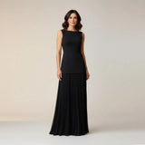 Claudia - Long sleeveless dress with pleat details