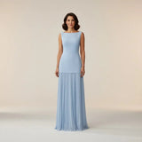 Claudia - Long sleeveless dress with pleat details